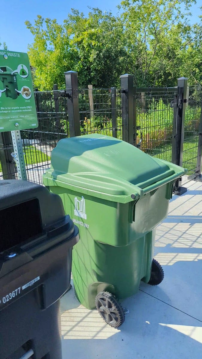 Geary Avenue Dogs Off-Leash Area, photo 2
