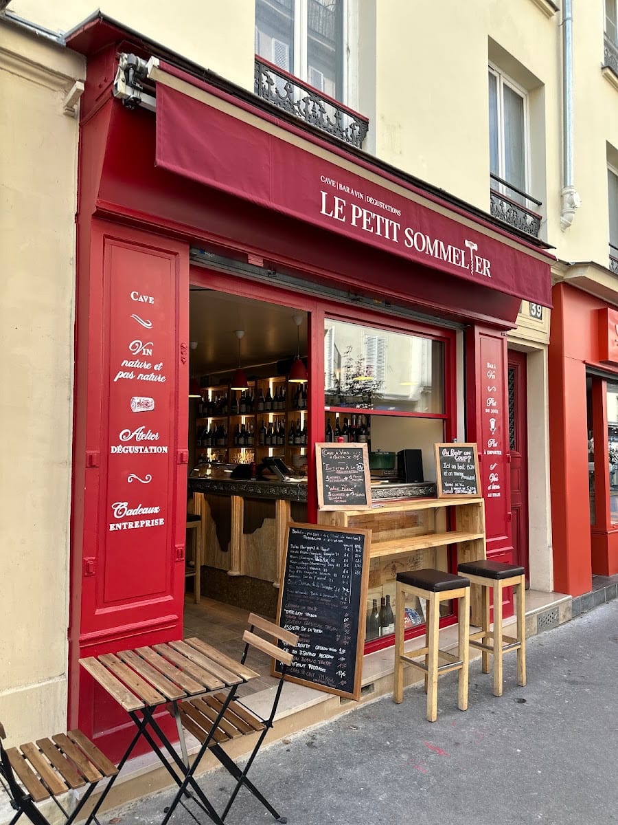 Le Petit Sommelier - cave/bar à vin, photo 2