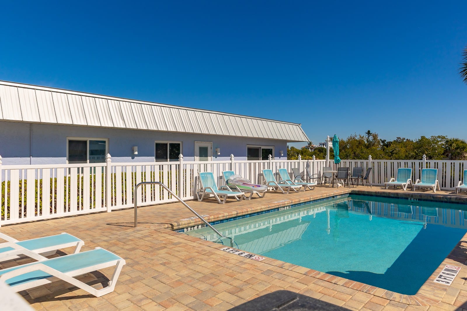The Beachcomber, photo 4