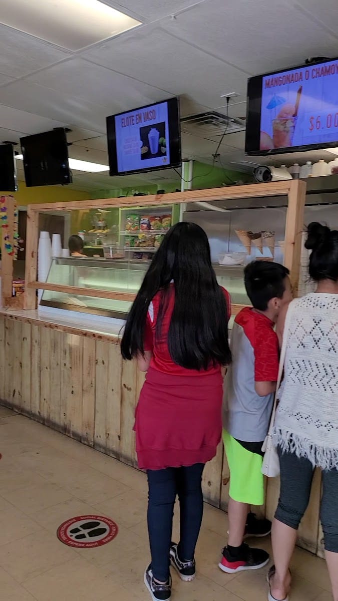 Neveria Tino's - Fruit Arrangements and Ice Cream Shop, photo 3