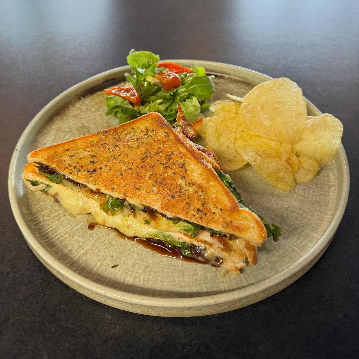 The 10th Hole Cafe