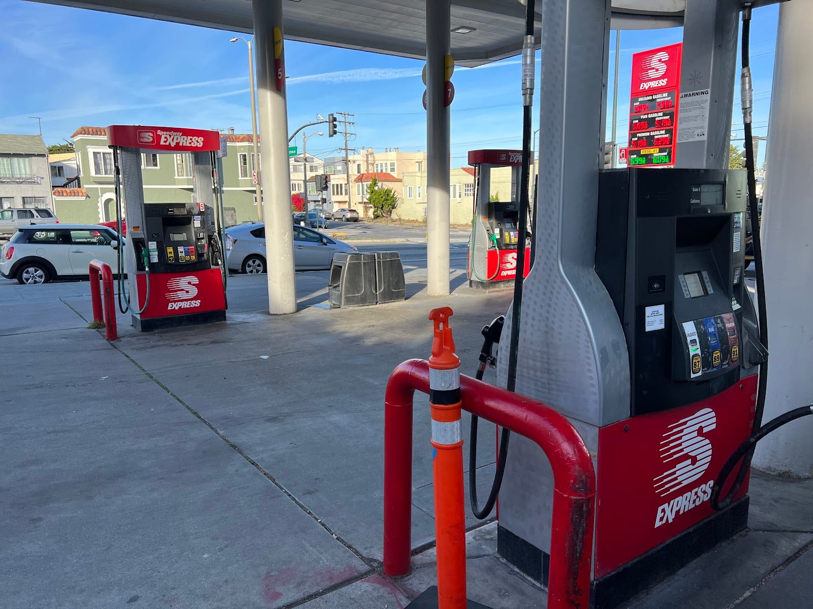 Speedway Express, photo 3