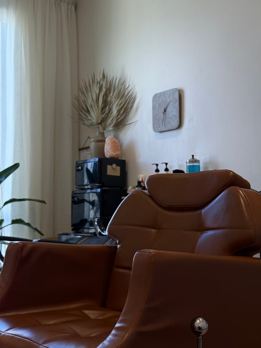 Barberess Hair Studio
