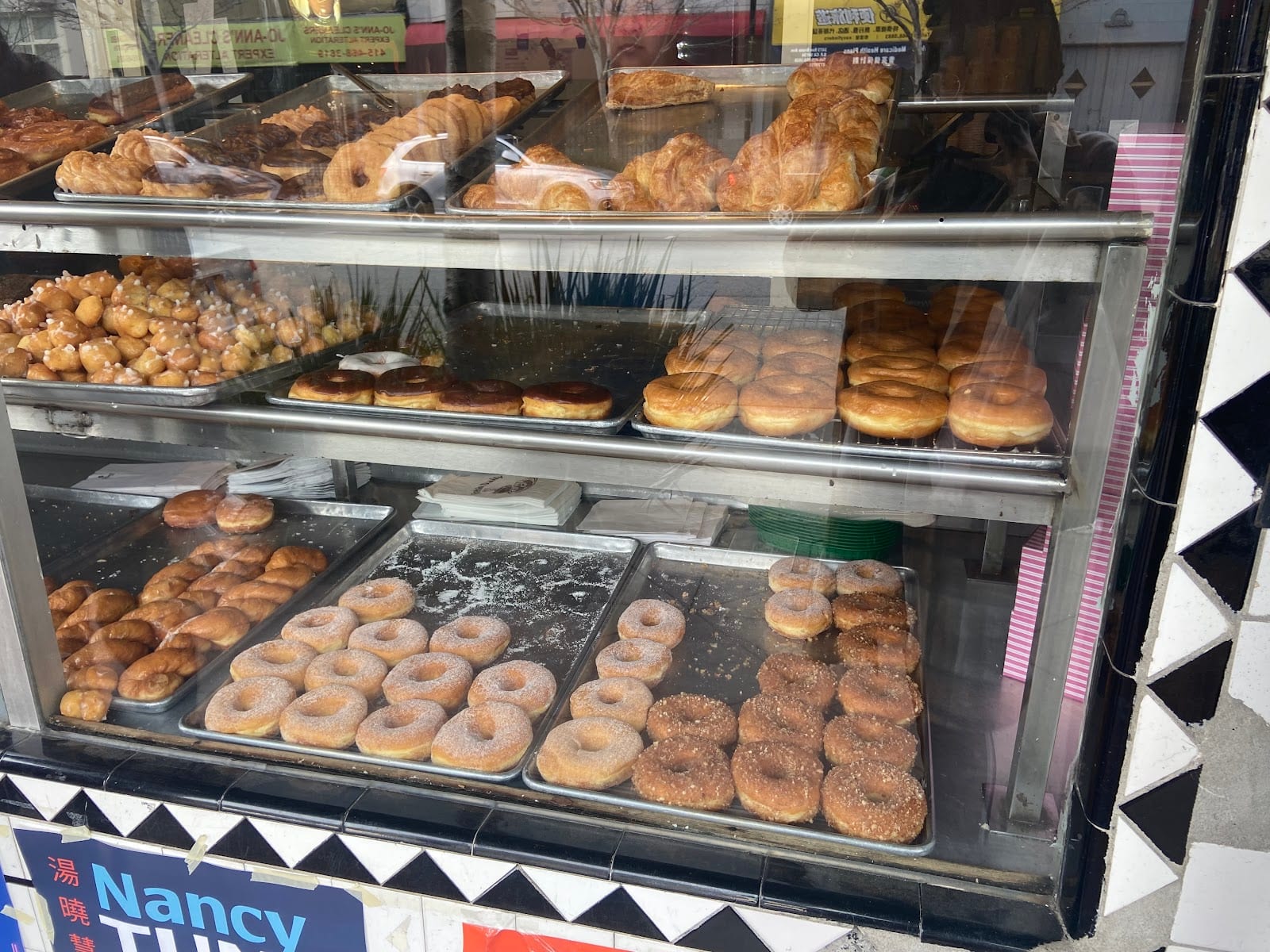Jim Georgie's Donuts, photo 3