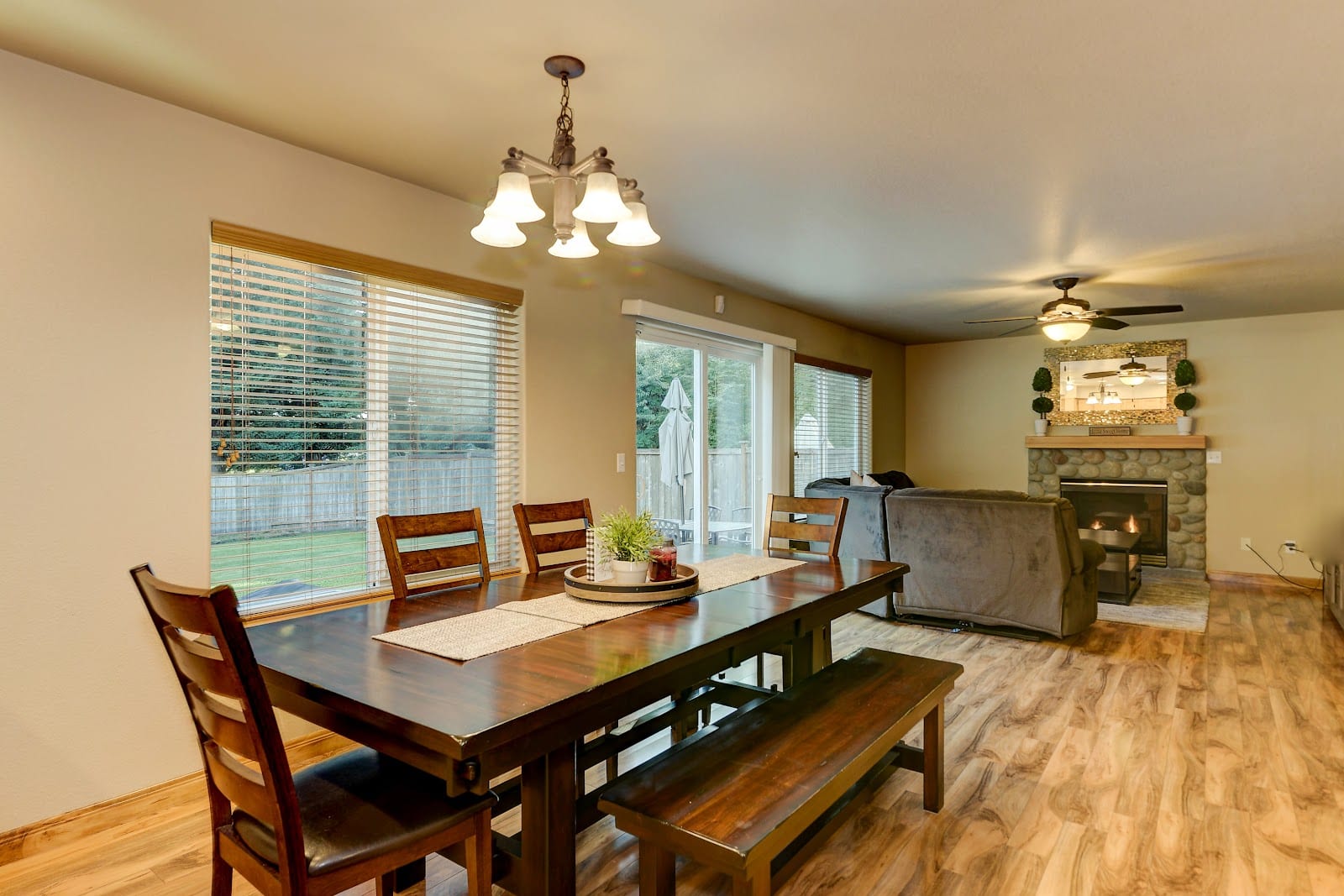 Andi Rhodes Springer - Olympic Sotheby's International Realty, photo 3