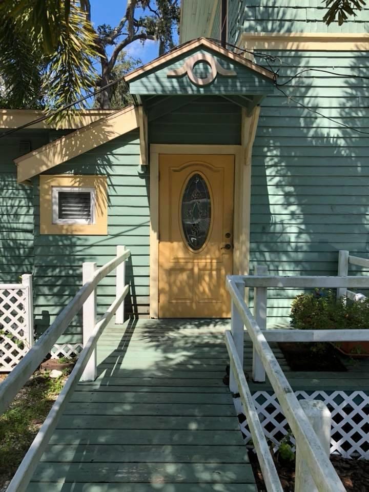 Euphoria Therapeutic Massage: Karyn Naylor LMT, photo 2