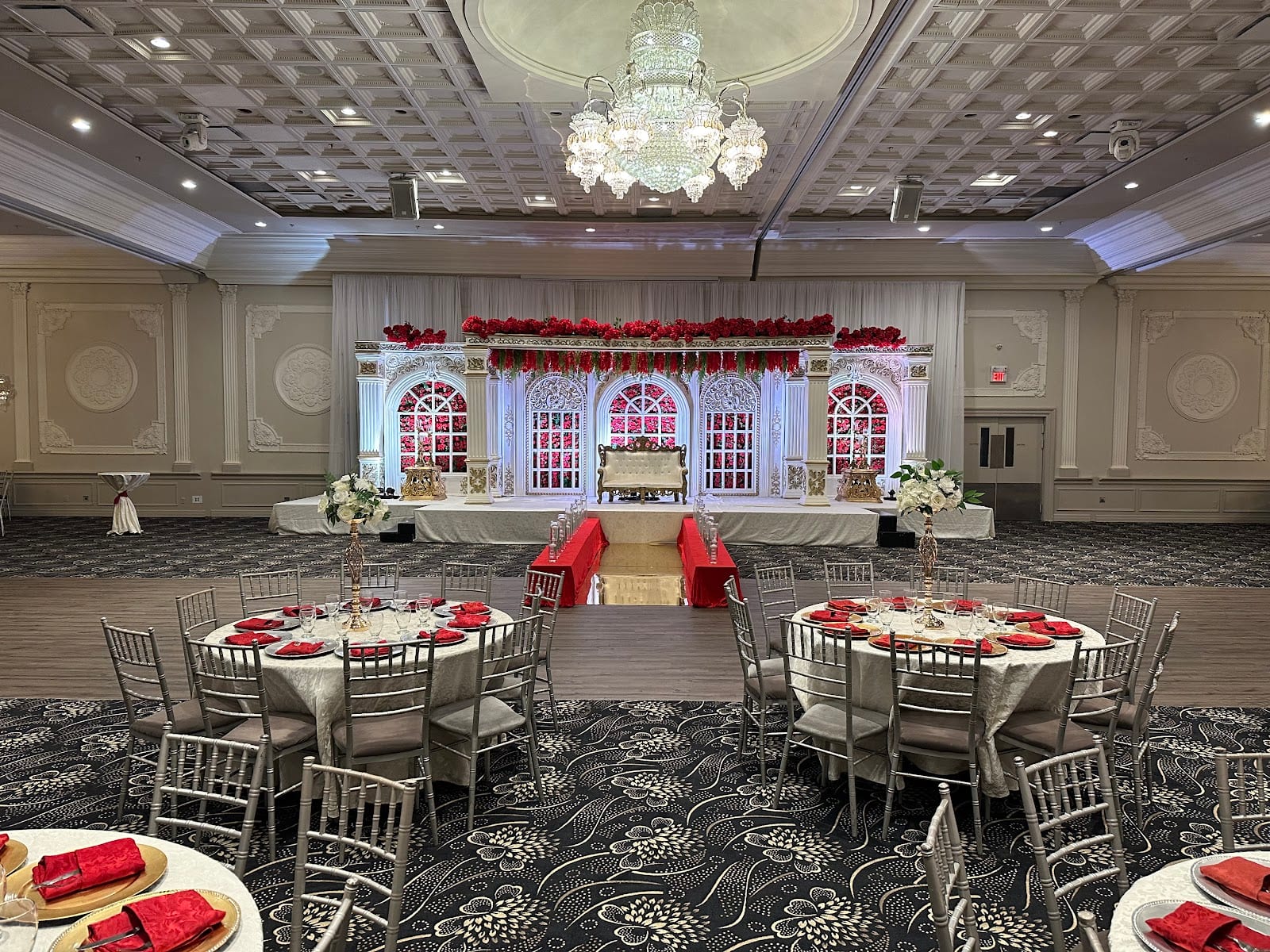 Grand Cinnamon Banquet & Convention