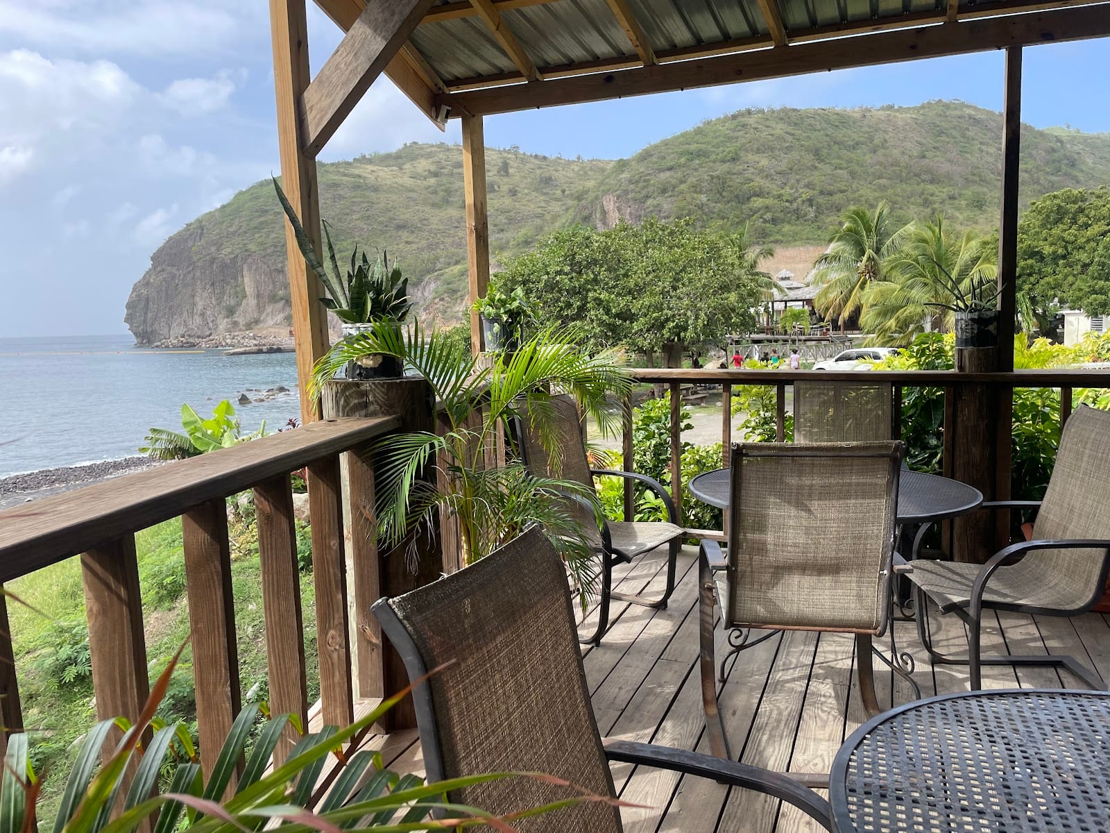 Buss A Lyme Bar and Restaurant