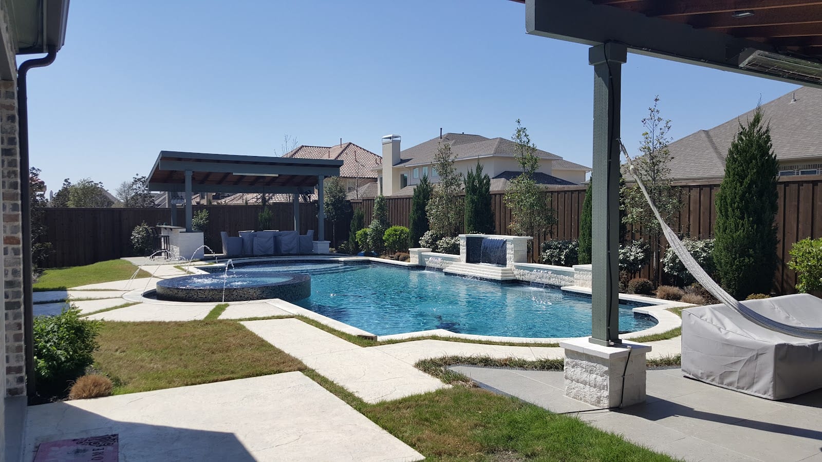 Imagine pool and landscape, photo 3