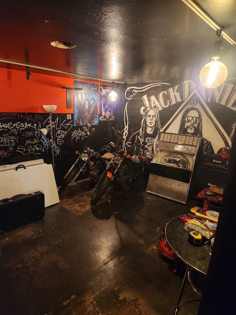 Aces High Saloon, photo 3