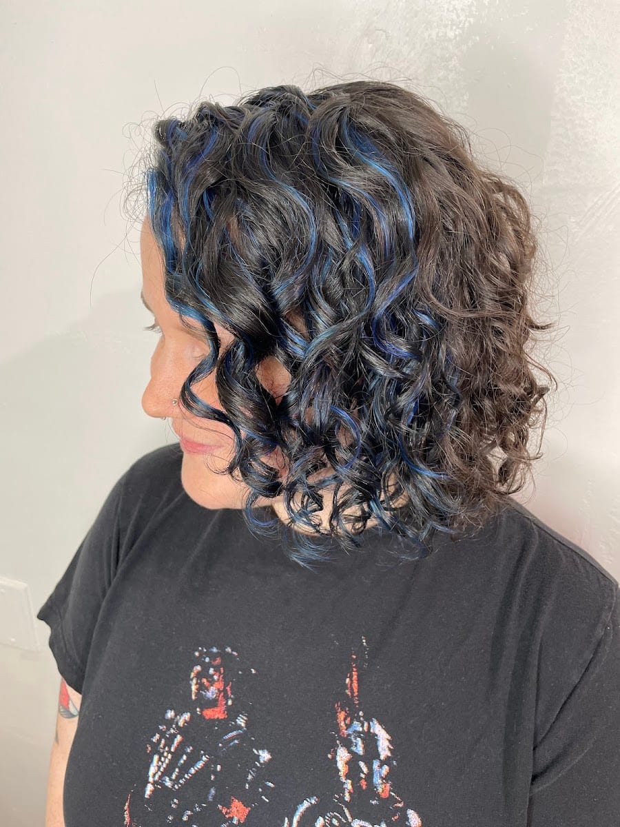 Bleach Salon, photo 3