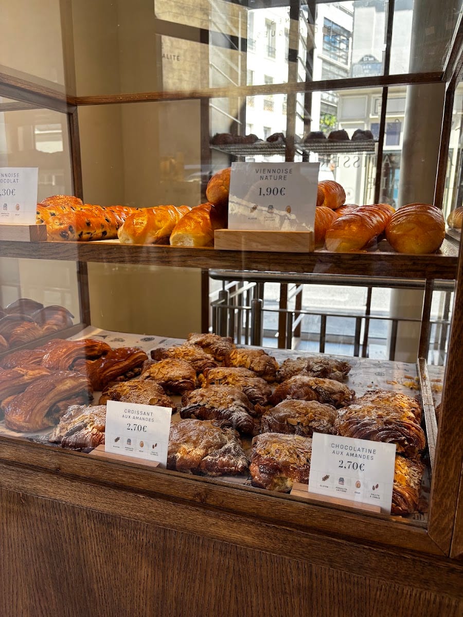 Leonie Bakery