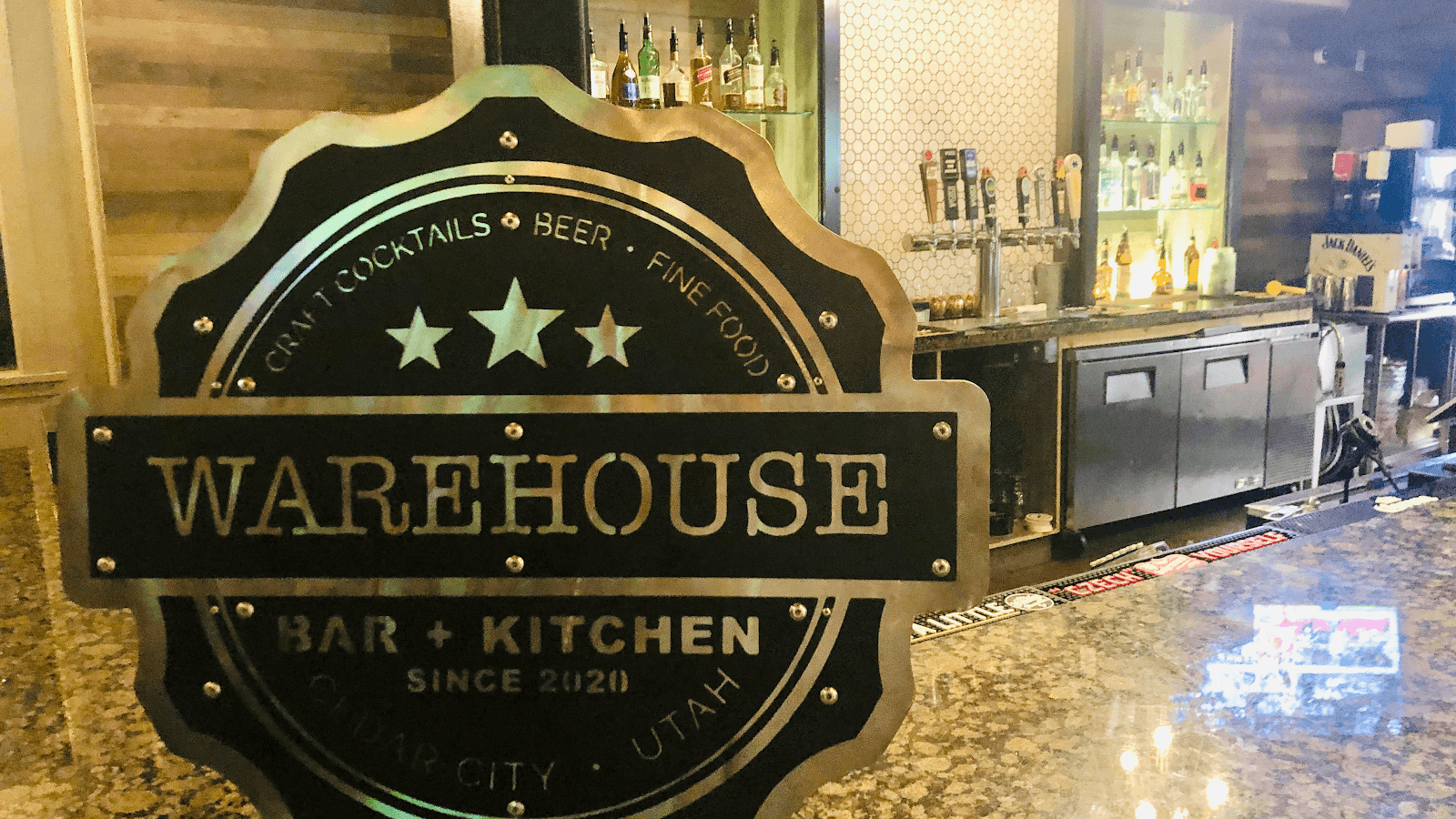 Warehouse Bar + Kitchen, photo 4