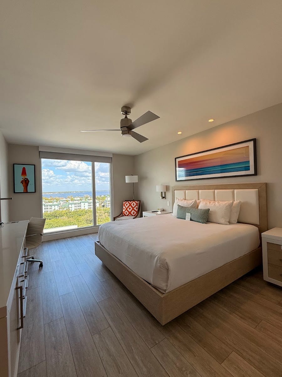 Sunseeker Resort Florida Gulf Coast, Curio Collection by Hilton, photo 2