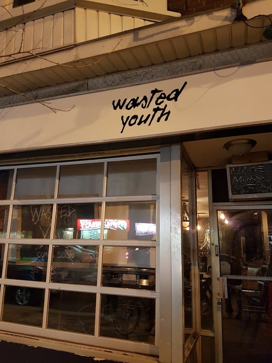 Wasted Youth Bar, photo 2