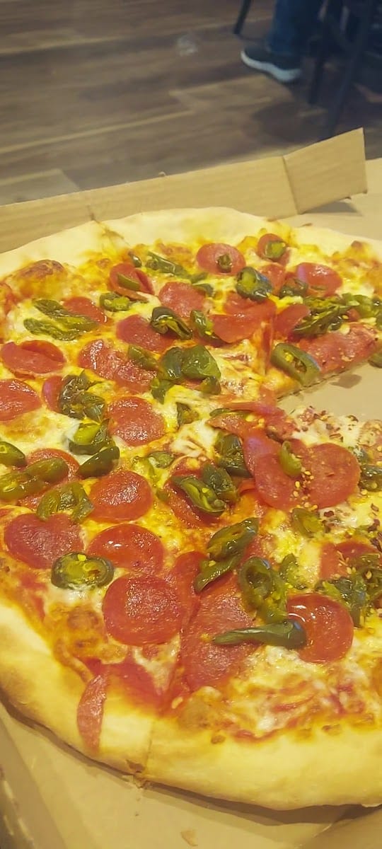 Dario’s Pizza & Calzones, photo 2