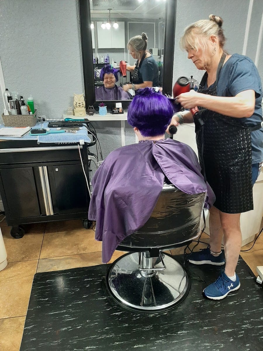 Luann's Hair & Nails