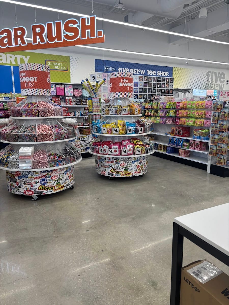 Five Below, photo 2