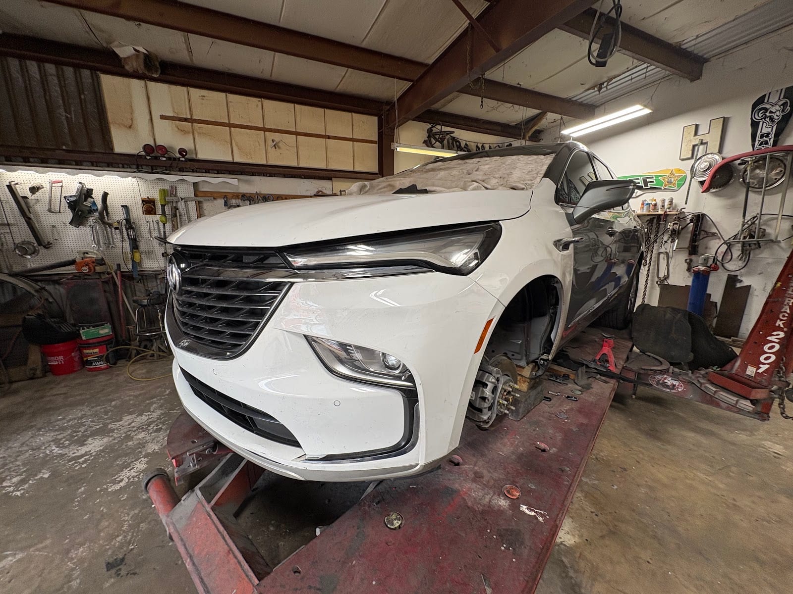 Tracy’s frame and body