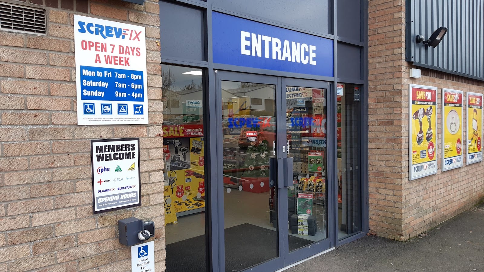 Screwfix Norwich - Bowthorpe, photo 3