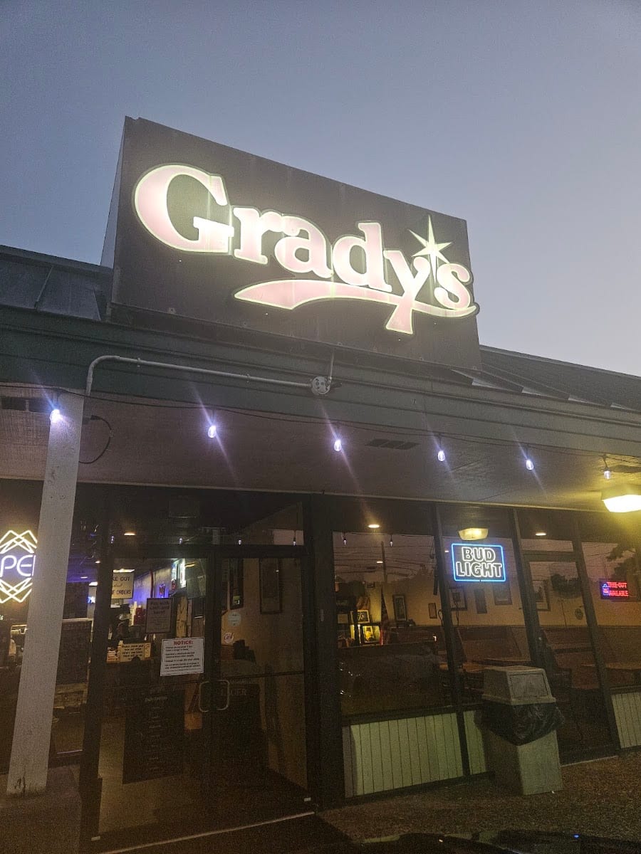 Grady's Pizza & Subs, photo 2