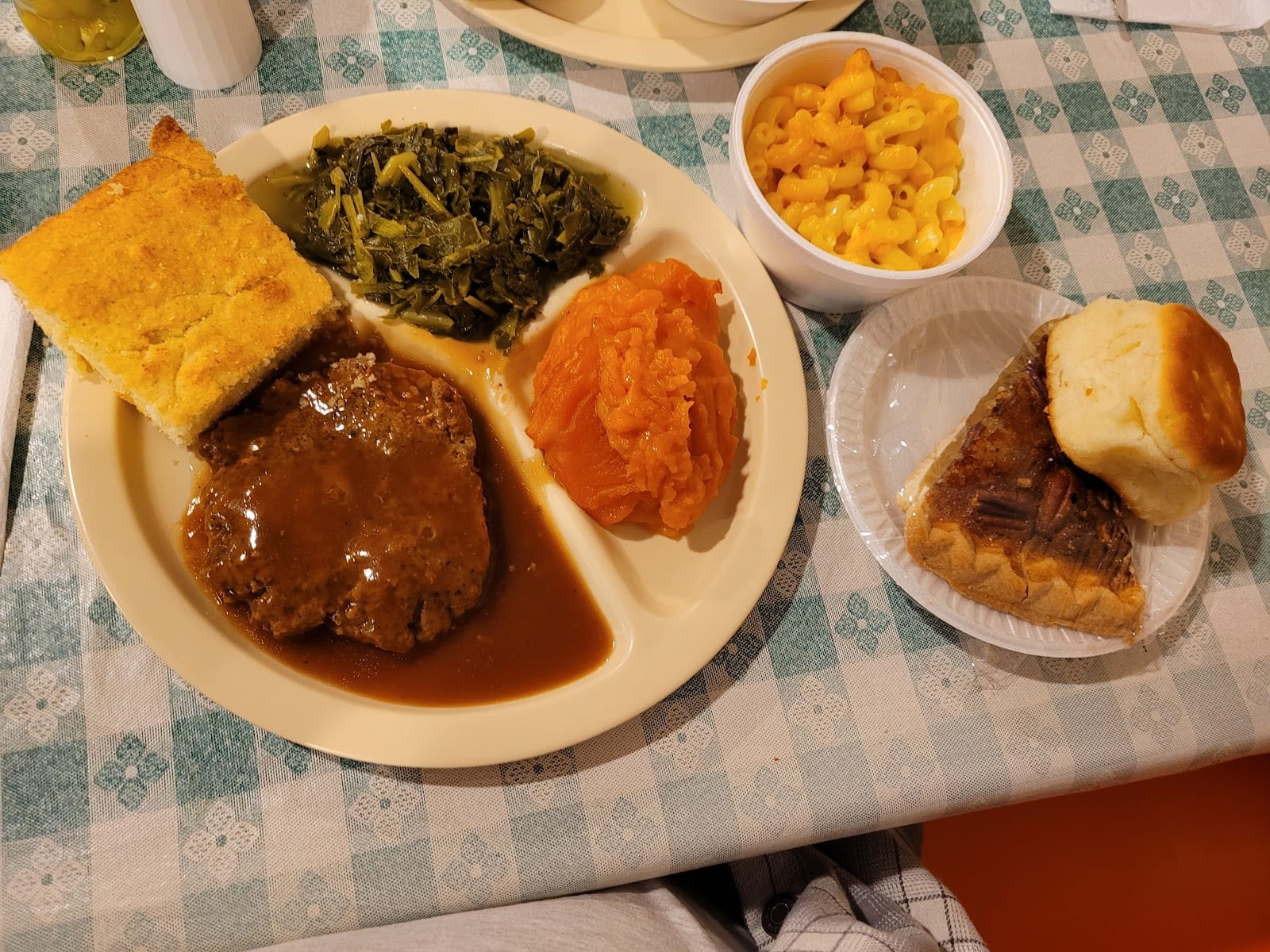 Redwood Cafeteria and Catering, photo 3