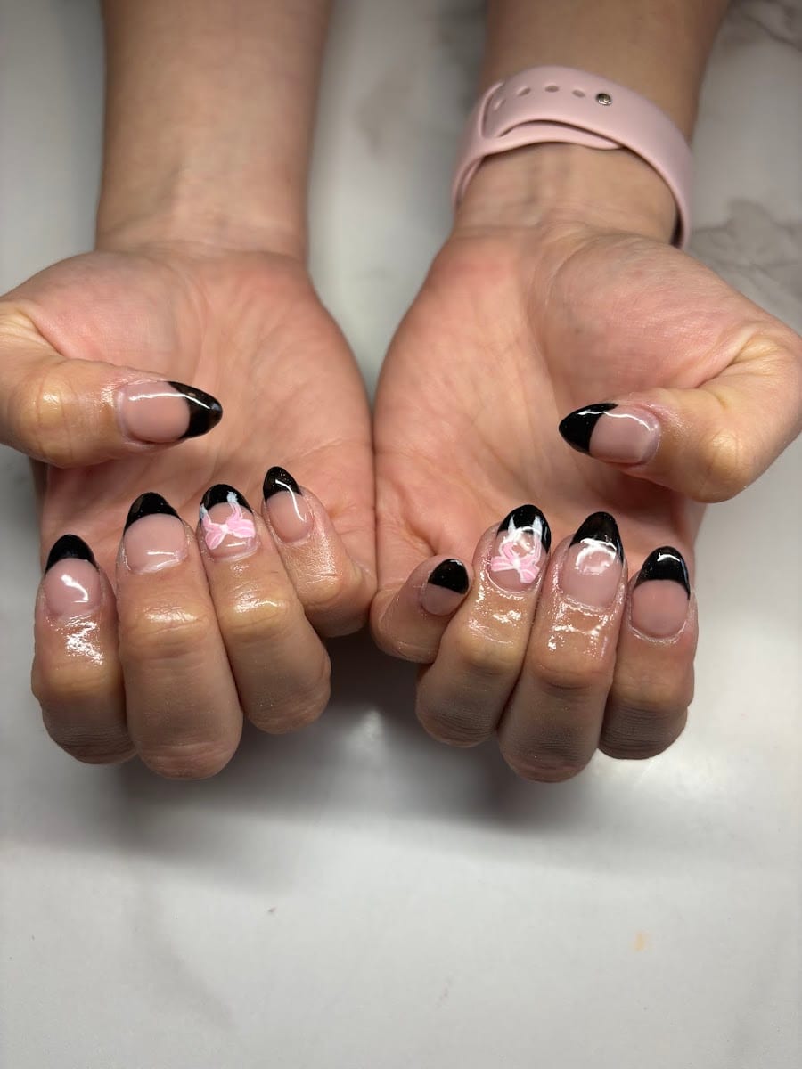 Lashes & Nails by shaycie