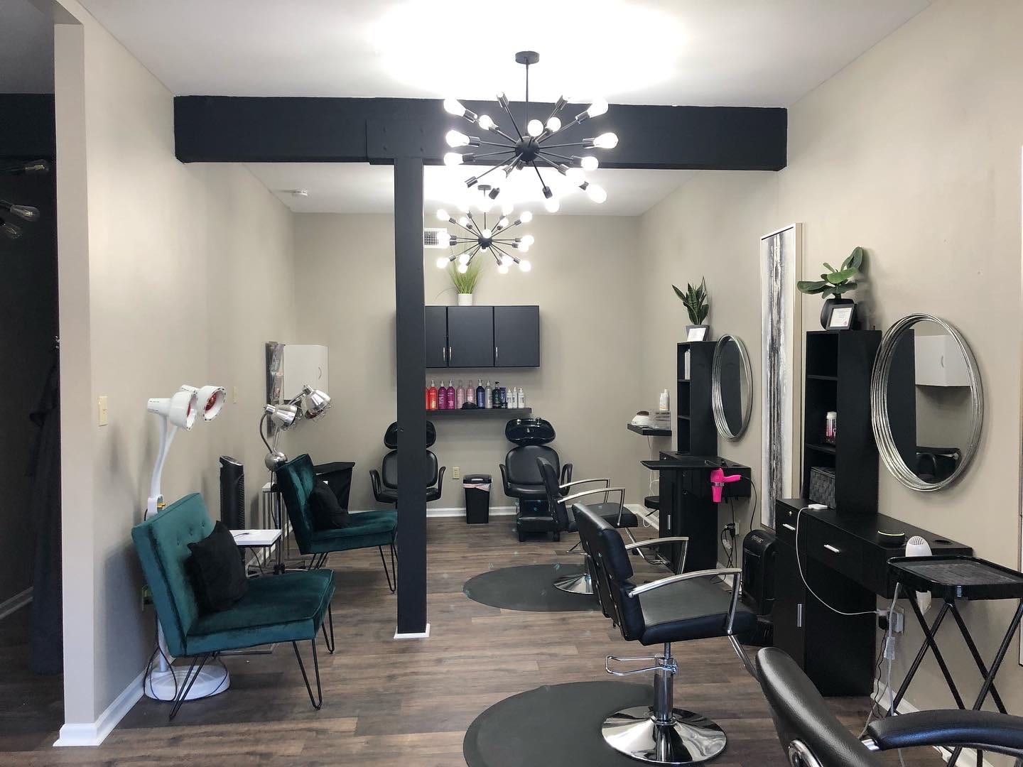 MC Hair Studio