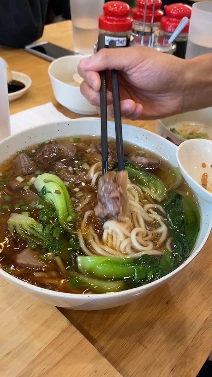 Yuanbao Jiaozi 元寶餃子, photo 2