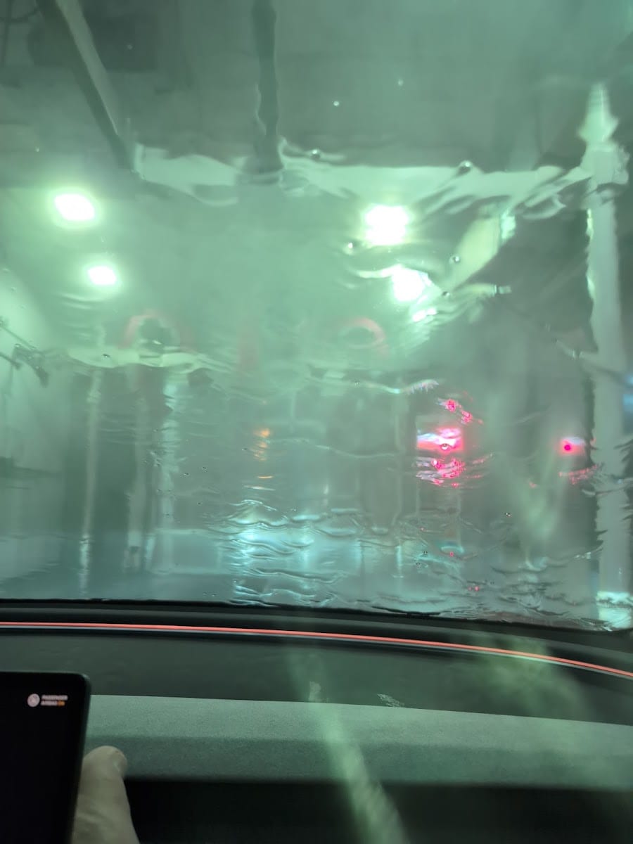 Touchless Car Wash, photo 2