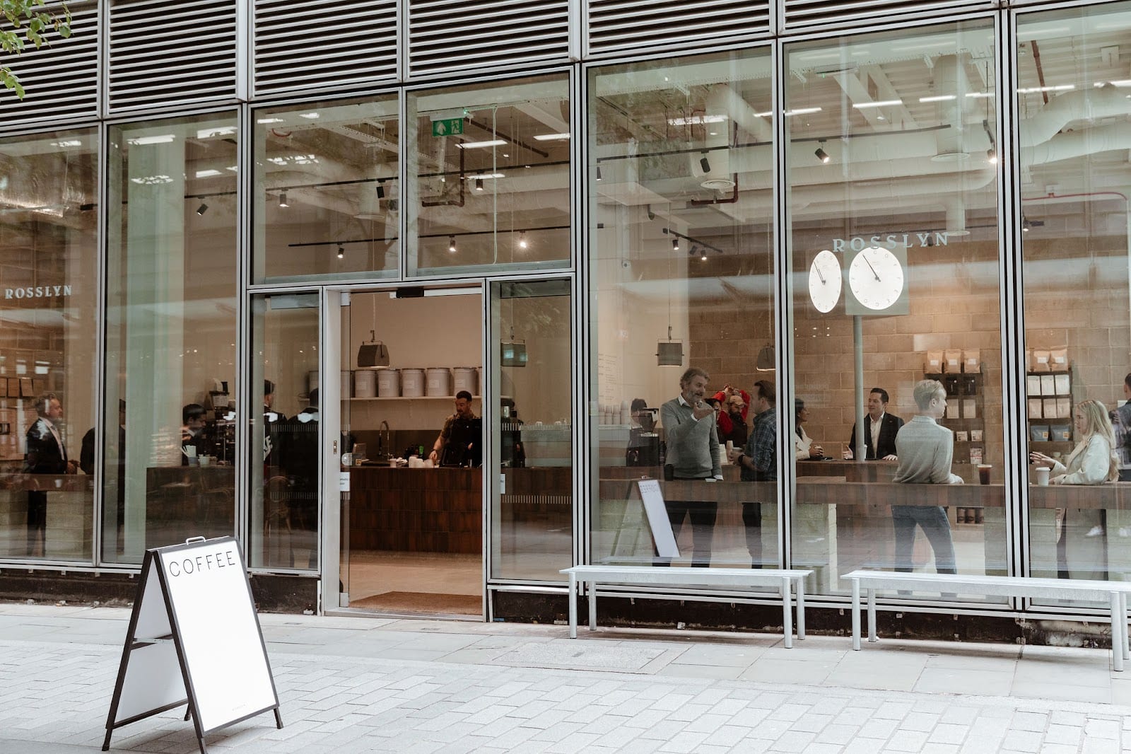 Rosslyn Coffee Fenchurch Street Station, photo 2