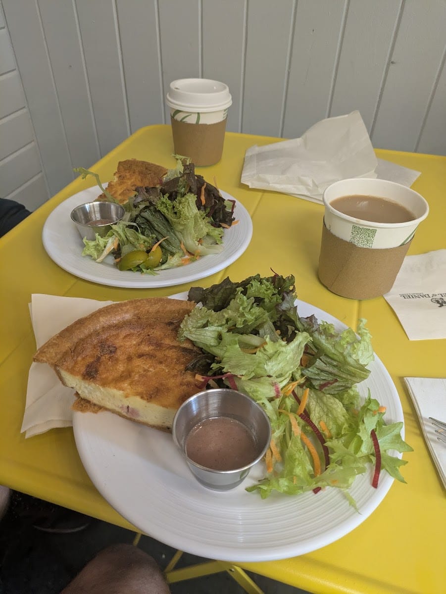 Dandelion Café