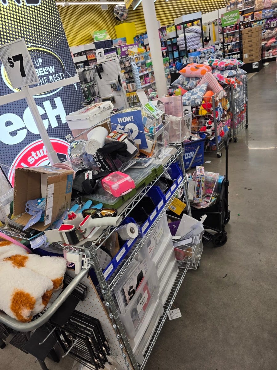 Five Below, photo 3