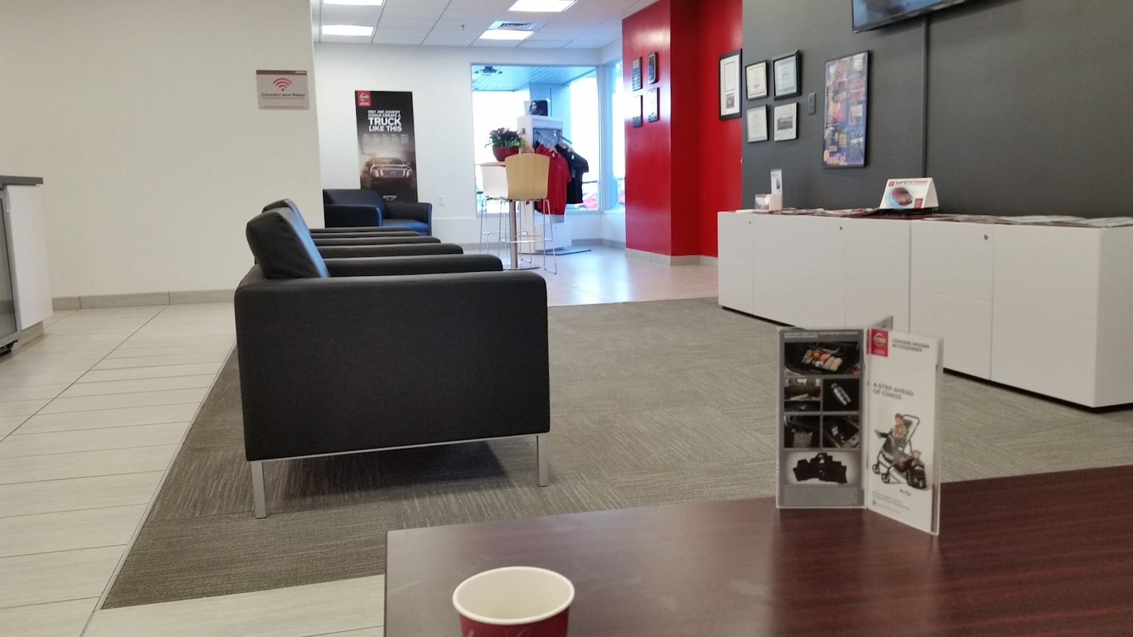 Vista Nissan, photo 3