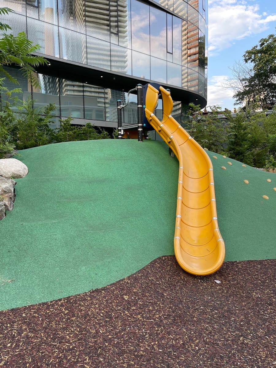 Dr. Lillian McGregor Park, photo 3