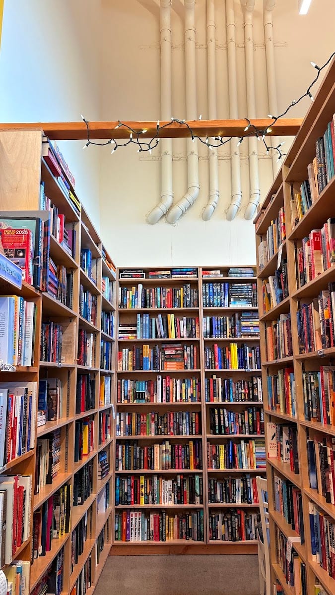Napa Bookmine, photo 4