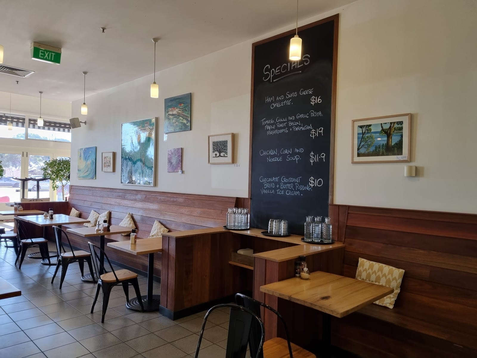 The Blackthorn Cafe, photo 2