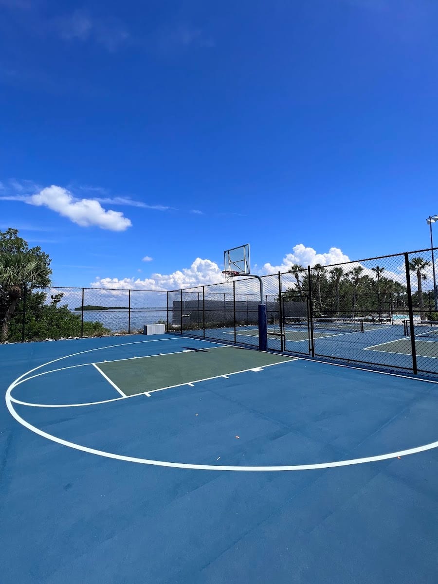 Bayfront Park Recreation Center, photo 3