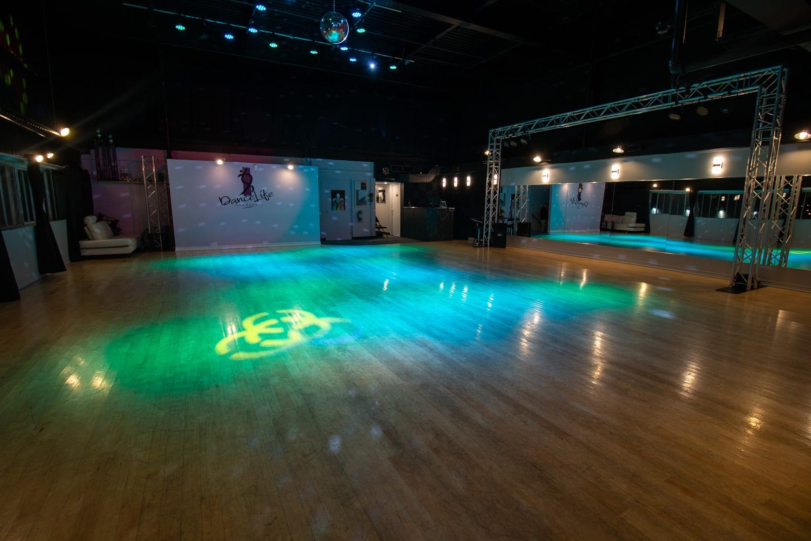 Dance Life Studios North York