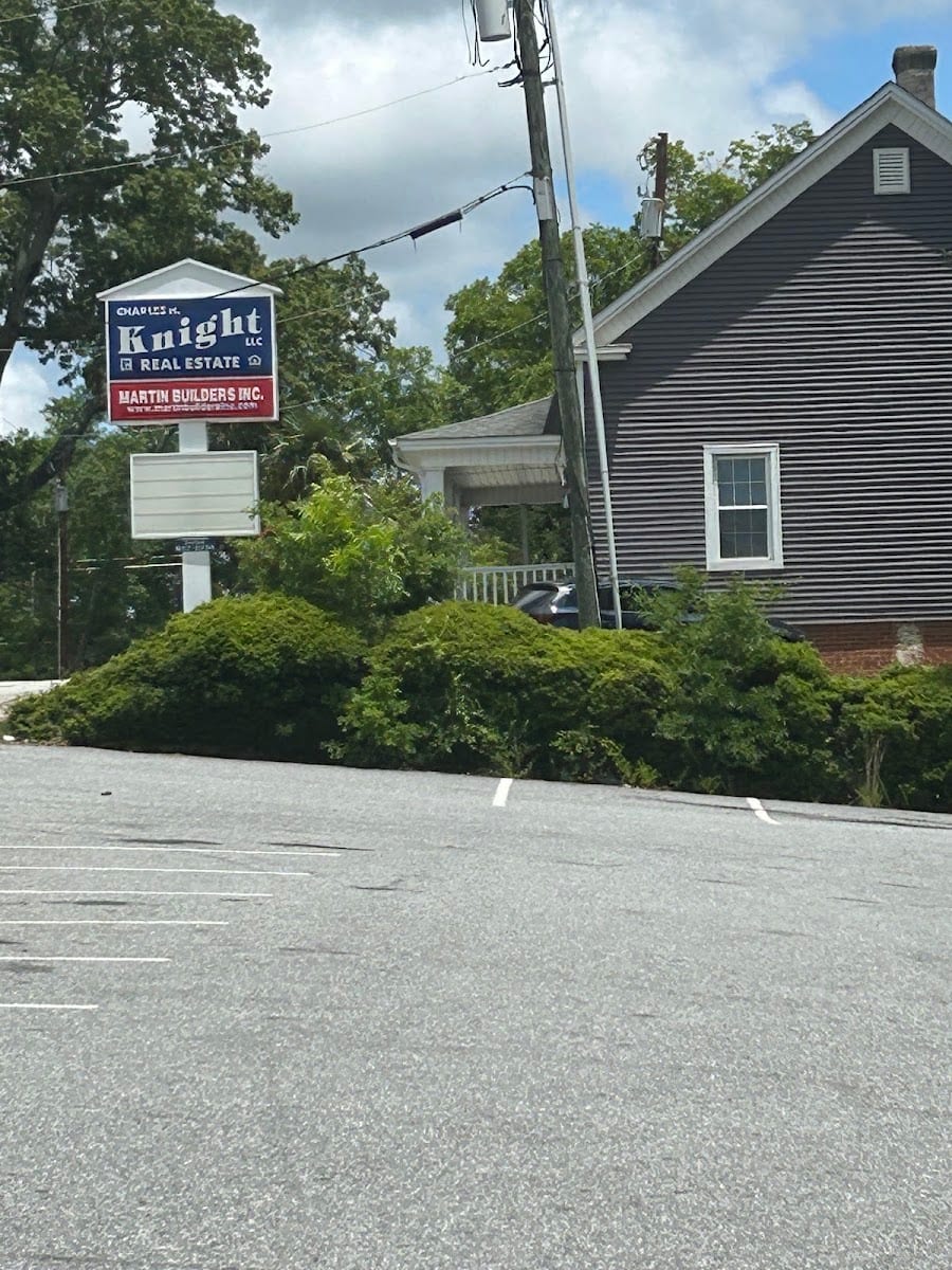 Charles H Knight Real Estate, photo 4