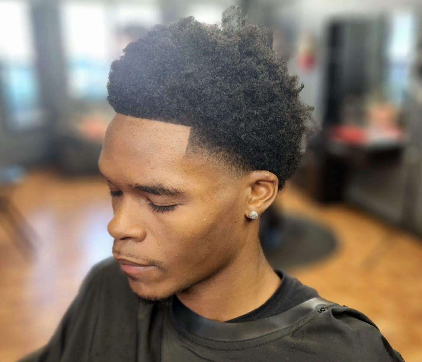 Headliner's barbershop