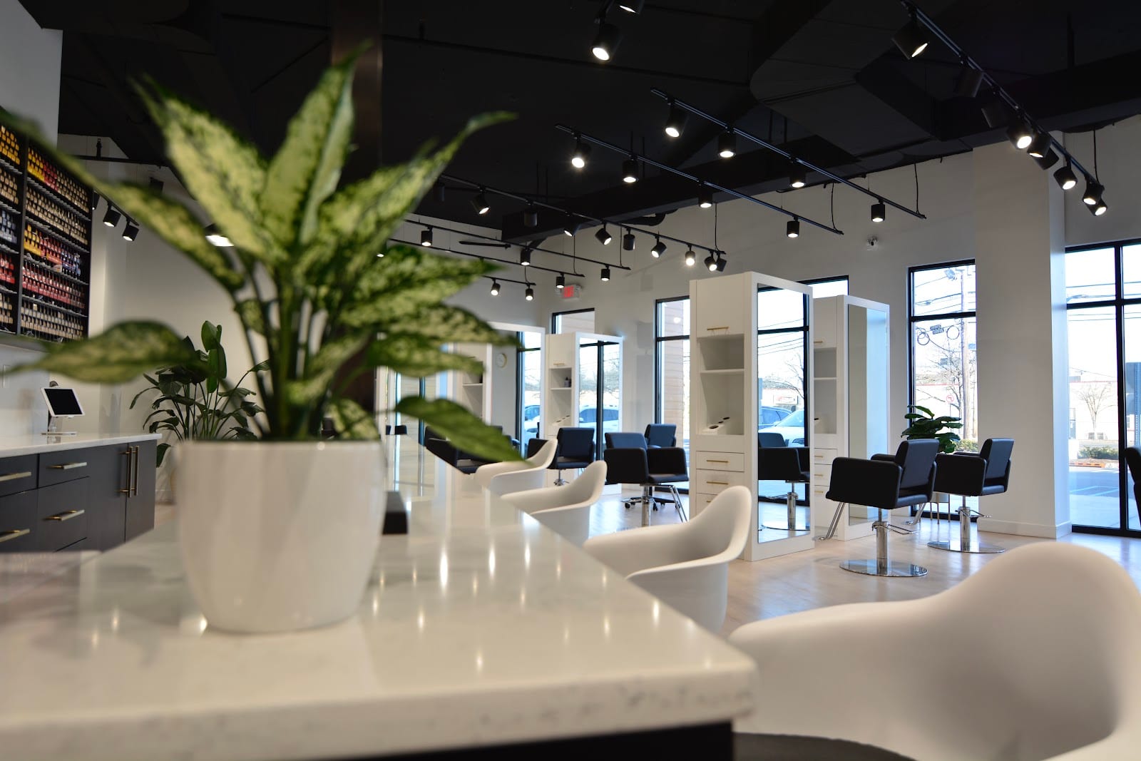 Lennon Brooks Salon, photo 2