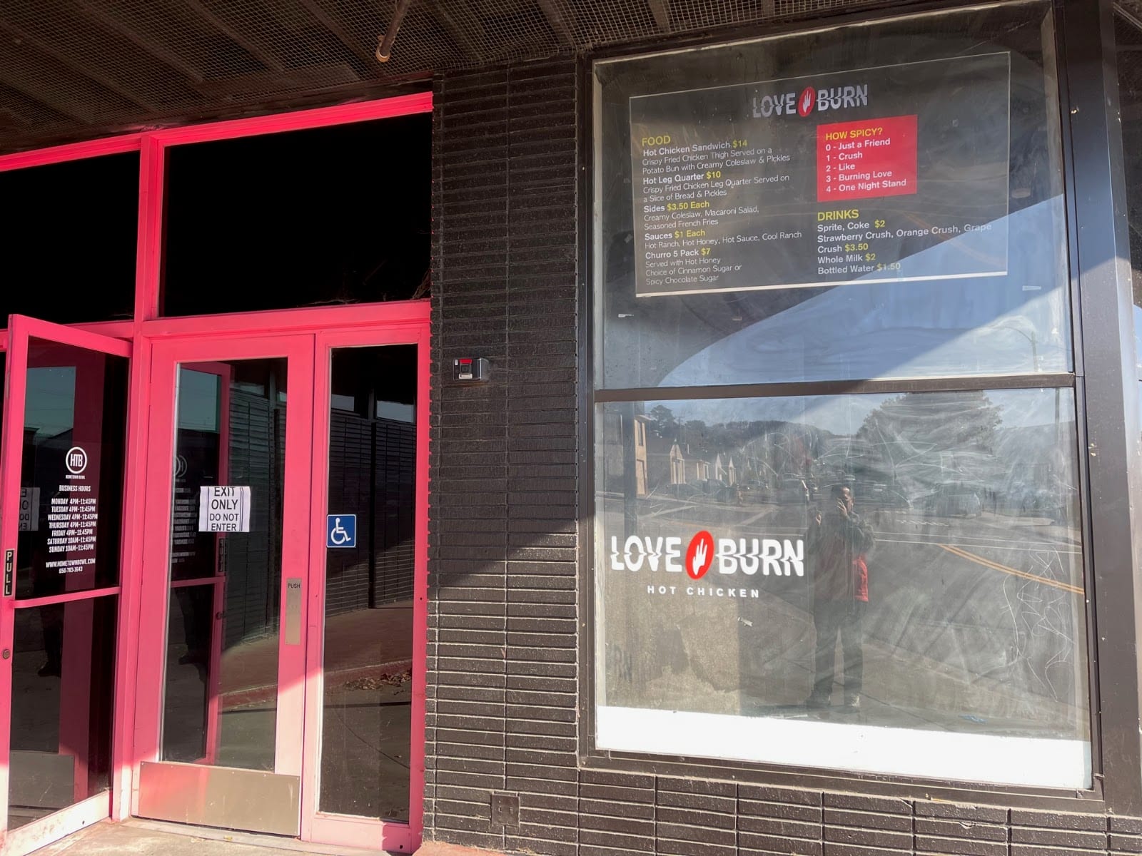 Love Burn - Hot Chicken, photo 2