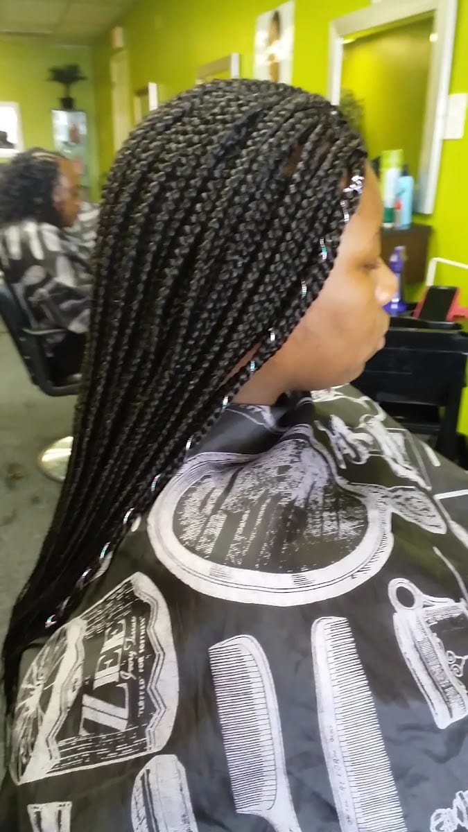 WChairbraiding crain highway Upper Marlboro Md USA, photo 3