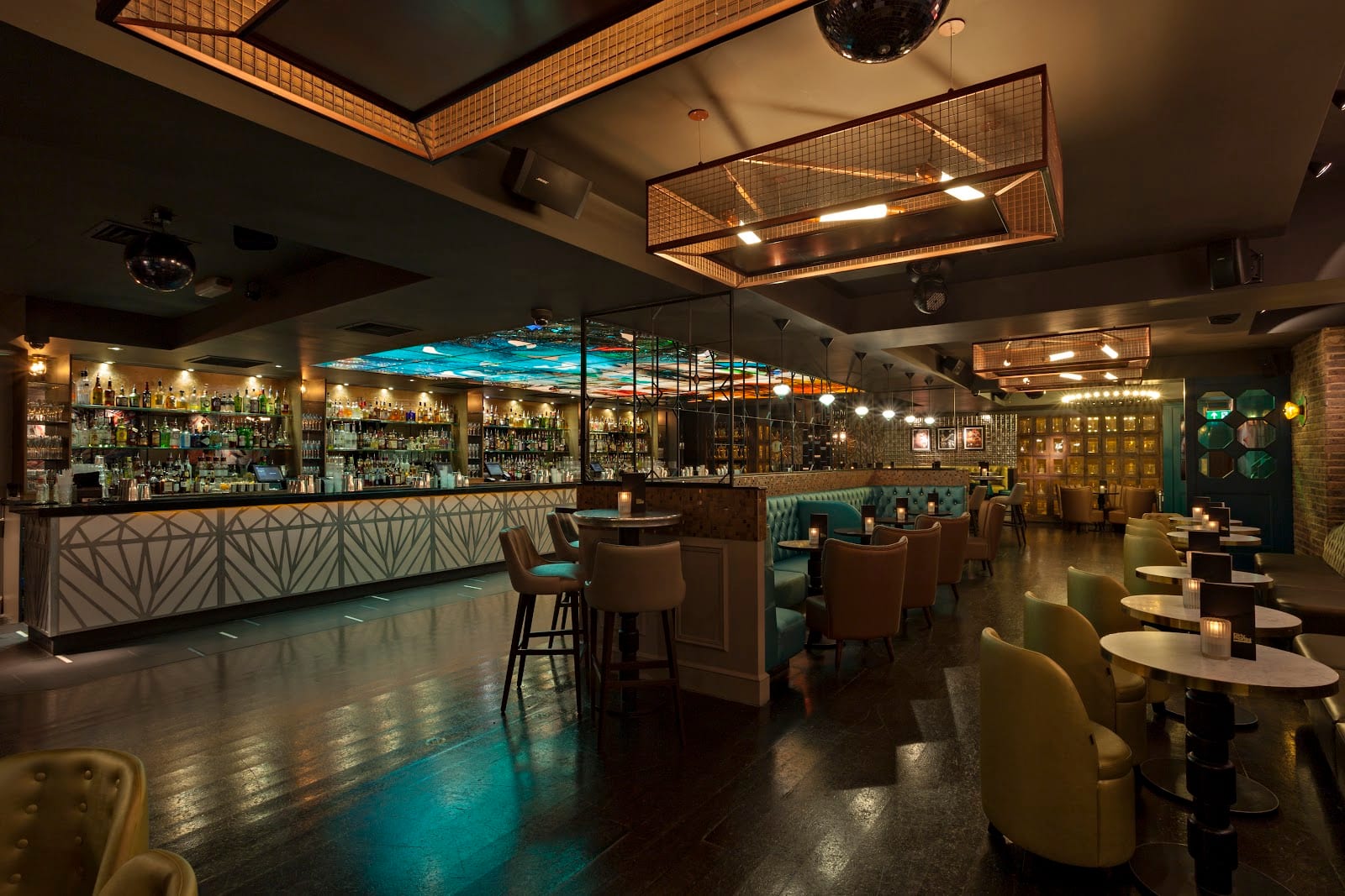 Dirty Martini - Cocktail Bar in Bishopsgate, photo 2
