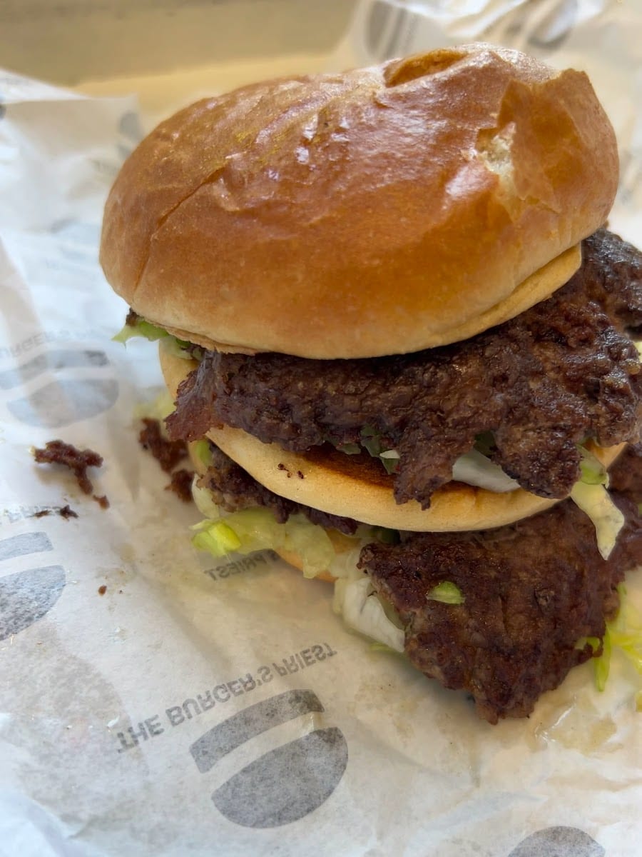 The Burger's Priest, photo 3
