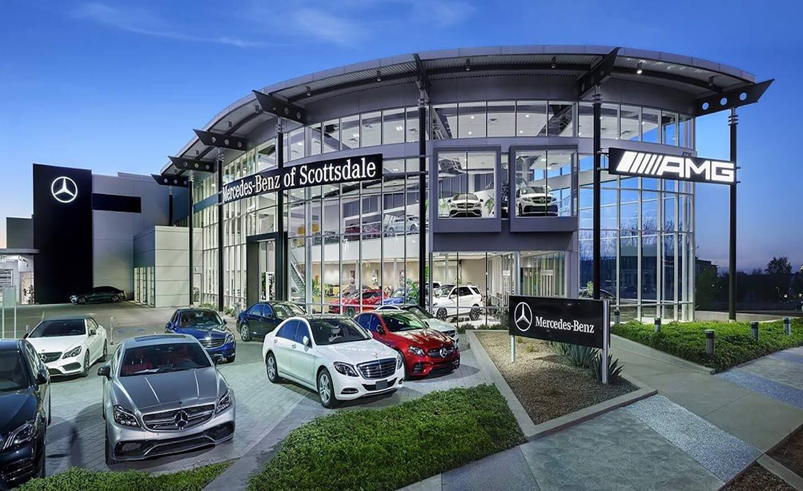 Mercedes-Benz of Scottsdale, photo 4