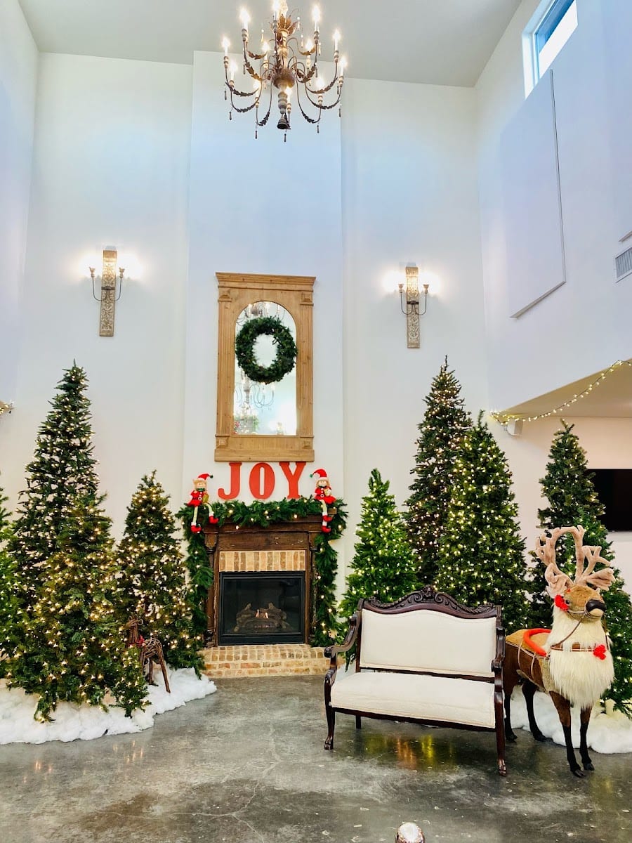 Experience Christmas at Eberley Brooks Events, photo 2