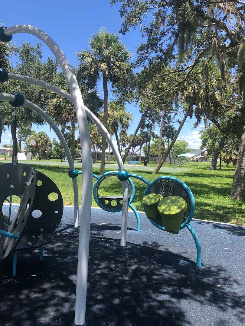 McGuire Park, photo 4