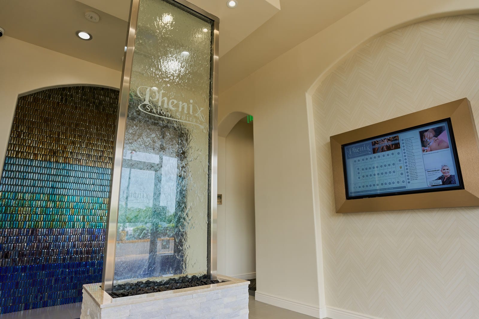 Phenix Salon Suites - Williams Centre, photo 4